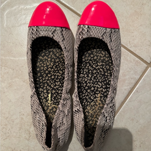 Jessica Simpson Shoes - Jessica Simpson Snack skin Flats